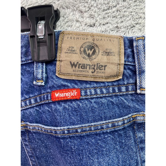 Wrangler Jeans Mens 36x32 Rugged Workwear Outdoors Everyday Grunge Streetwear - Picture 3 of 7